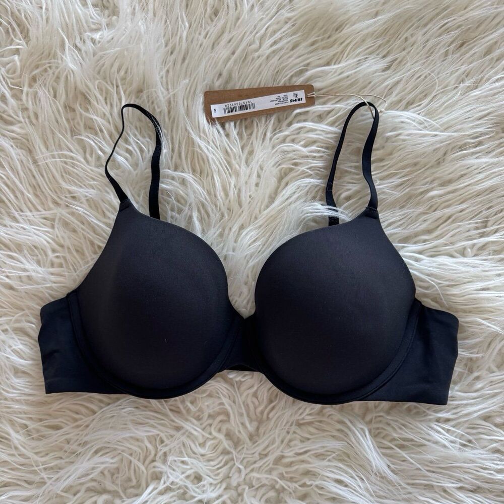 Skims Fits Everybody T-shirt Bra Onyx Size 38B